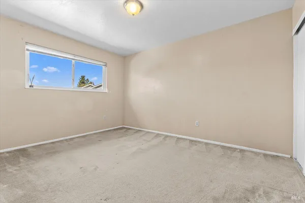 $899,000 | 800 McKillop Court, Petaluma, CA 94954