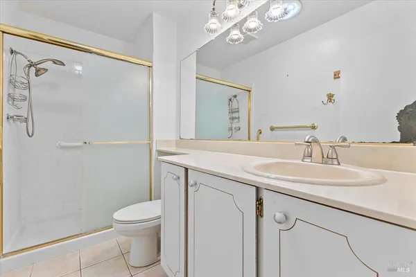 $899,000 | 800 McKillop Court, Petaluma, CA 94954