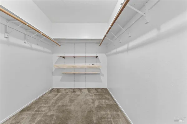 $899,000 | 800 McKillop Court, Petaluma, CA 94954