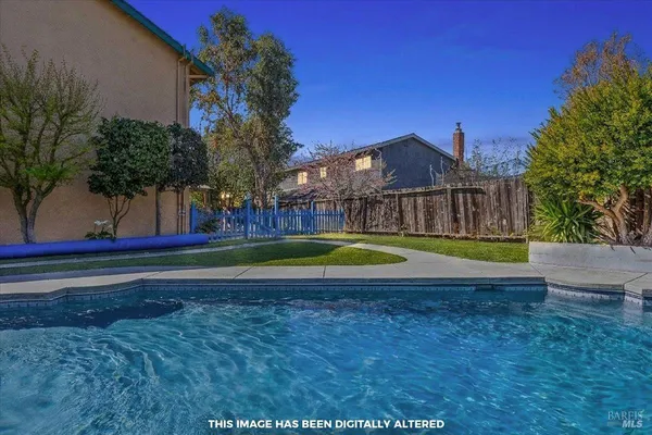 $899,000 | 800 McKillop Court, Petaluma, CA 94954