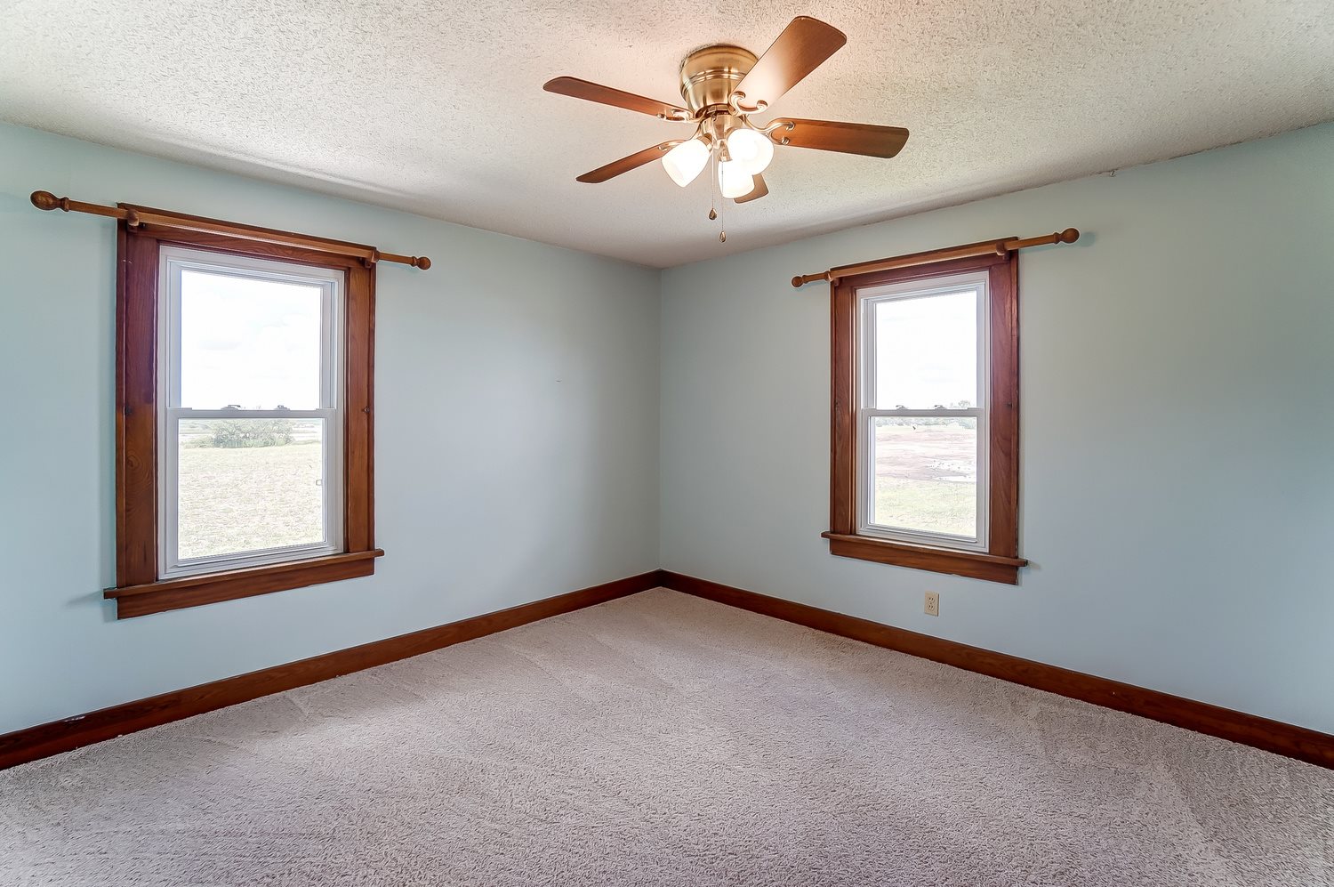 12104 Hand Road Fort Wayne, IN 46818 - Photo 20 of 34 Gallery Image 20