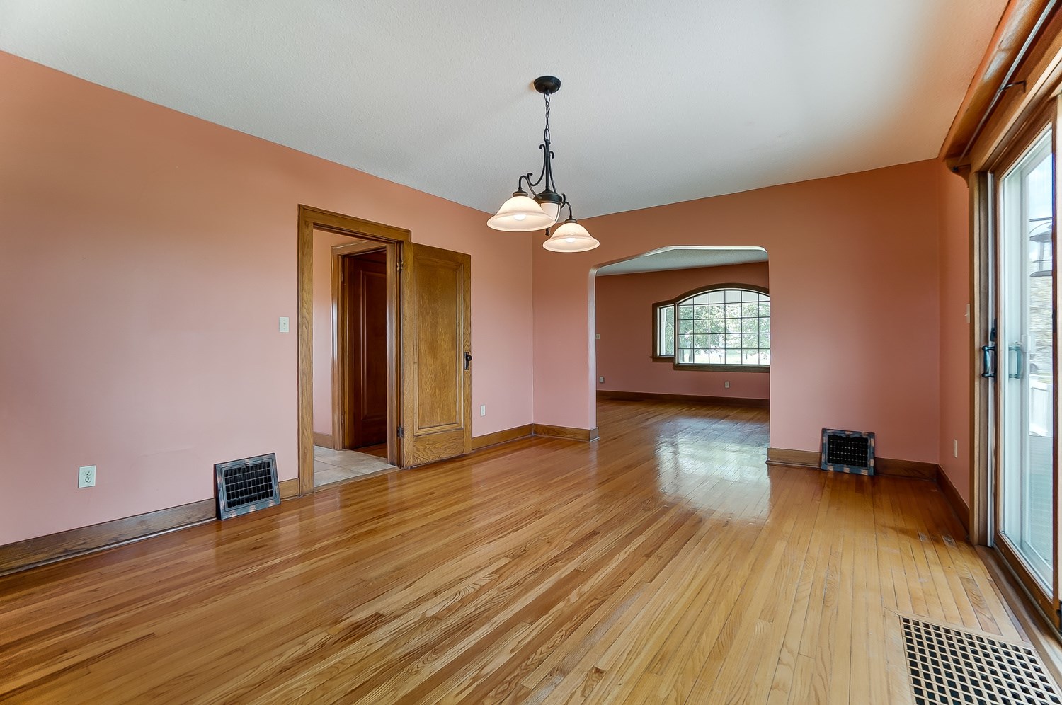 12104 Hand Road Fort Wayne, IN 46818 - Photo 8 of 34 Gallery Image 8