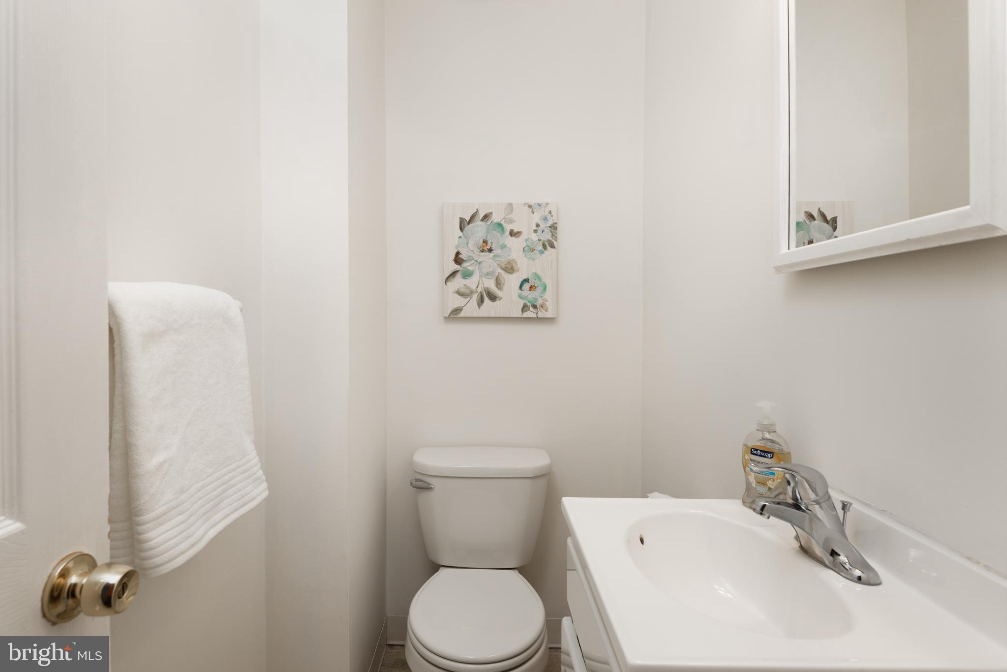 260 Haverford Road Folsom, PA 19033 - Photo 16 of 20 Bathroom 2