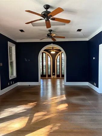 a view of livingroom with hardwood floor