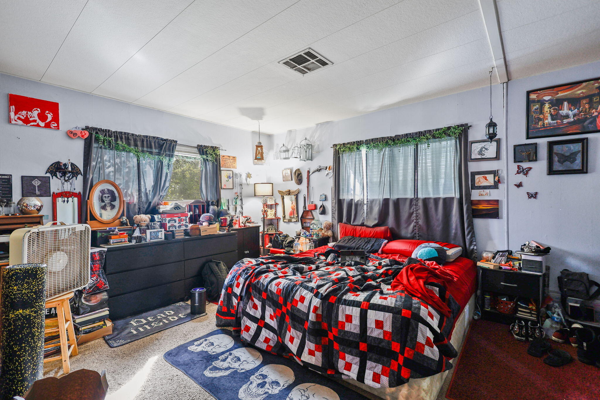 1800 Jason Way Redding, CA 96003 - Photo 17 of 26 Bedroom 3