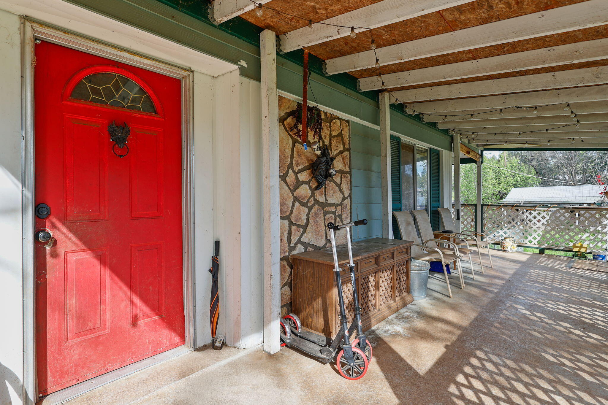 1800 Jason Way Redding, CA 96003 - Photo 4 of 26 9-web-or-mls-_K3A3700_1