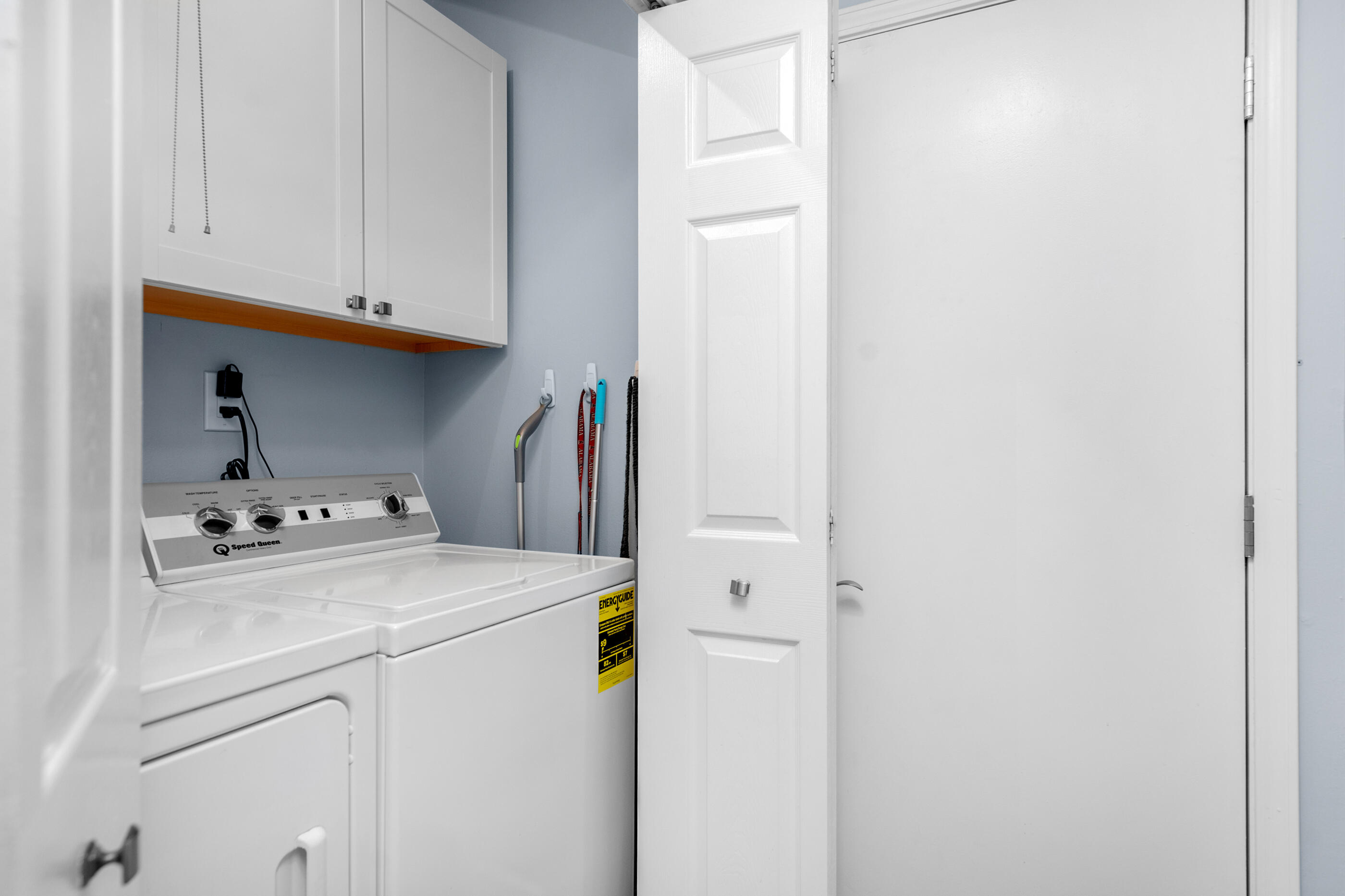 10099 Bellbrook Road Milton, FL 32583 - Photo 33 of 49 a utility room with dryer and washer