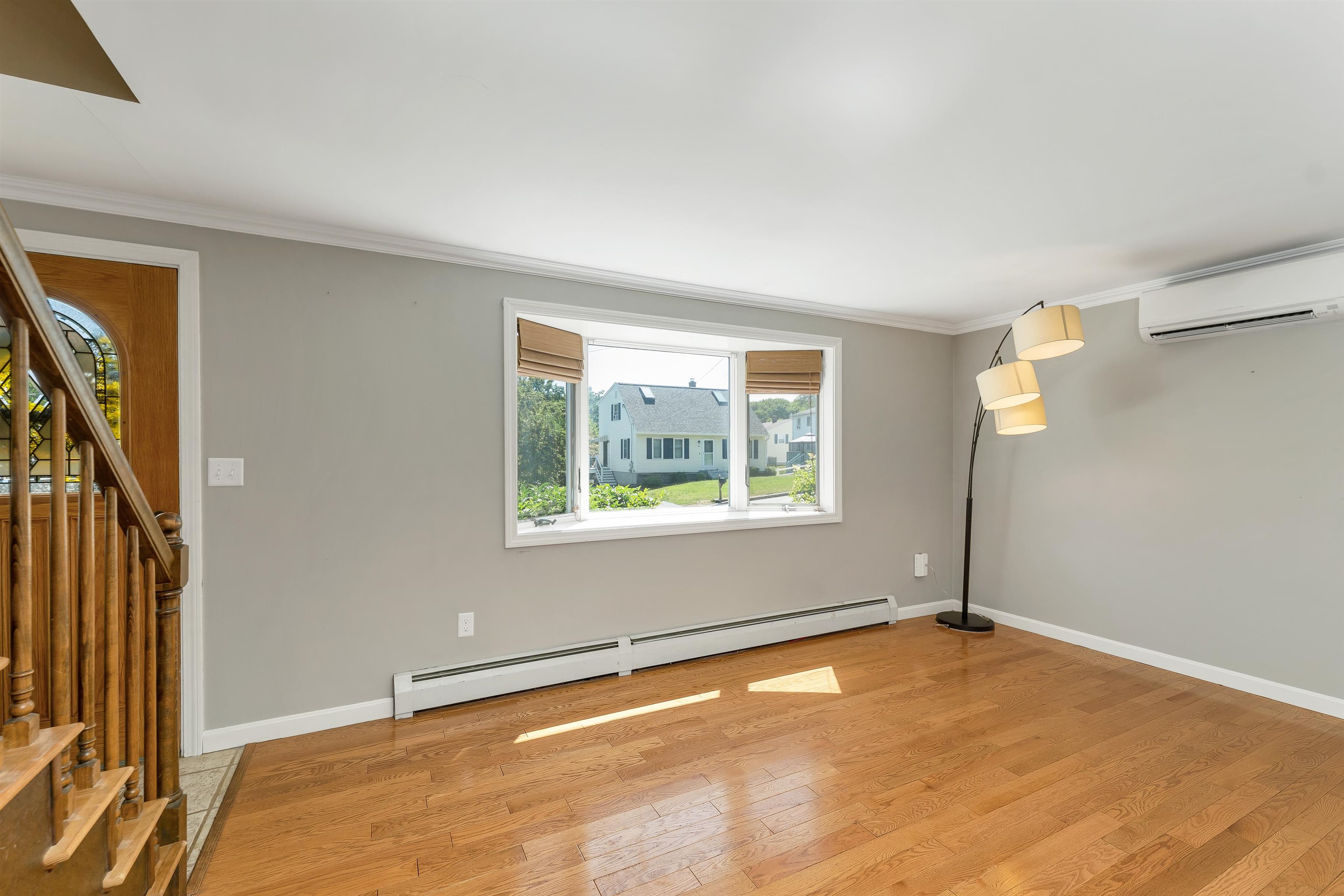 22 Jonathan Lane Manchester, NH 03104 - Photo 9 of 49