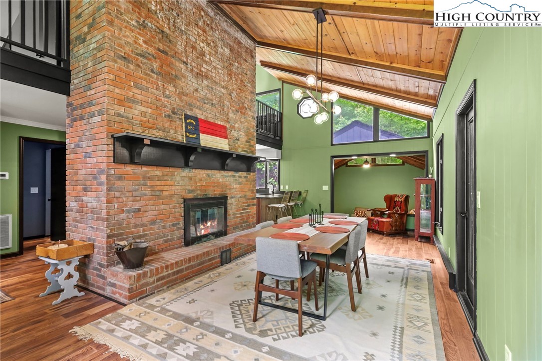 302 Walter Godbey Road West Jefferson, NC 28694 - Photo 2 of 32 Gallery Image 2