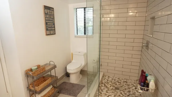 $3,200 | 100 Pelican Pointe Drive, Unit 103, Delray Beach, FL 33483