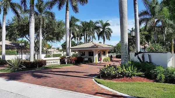 $3,200 | 100 Pelican Pointe Drive, Unit 103, Delray Beach, FL 33483
