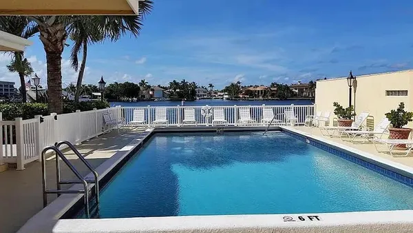 $3,200 | 100 Pelican Pointe Drive, Unit 103, Delray Beach, FL 33483