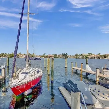 $3,200 | 100 Pelican Pointe Drive, Unit 103, Delray Beach, FL 33483