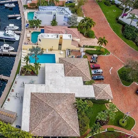 $3,200 | 100 Pelican Pointe Drive, Unit 103, Delray Beach, FL 33483