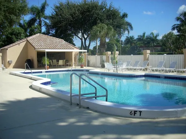 $3,200 | 100 Pelican Pointe Drive, Unit 103, Delray Beach, FL 33483