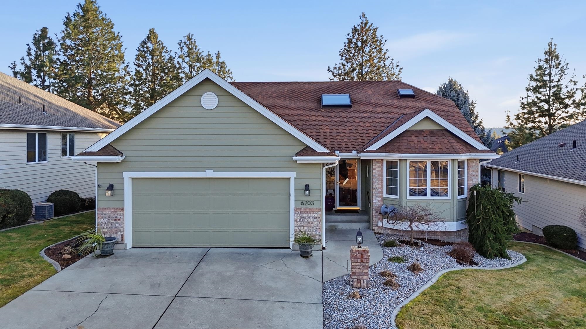 6203 West Shawnee Avenue Spokane, WA 99208 - Photo 1 of 48