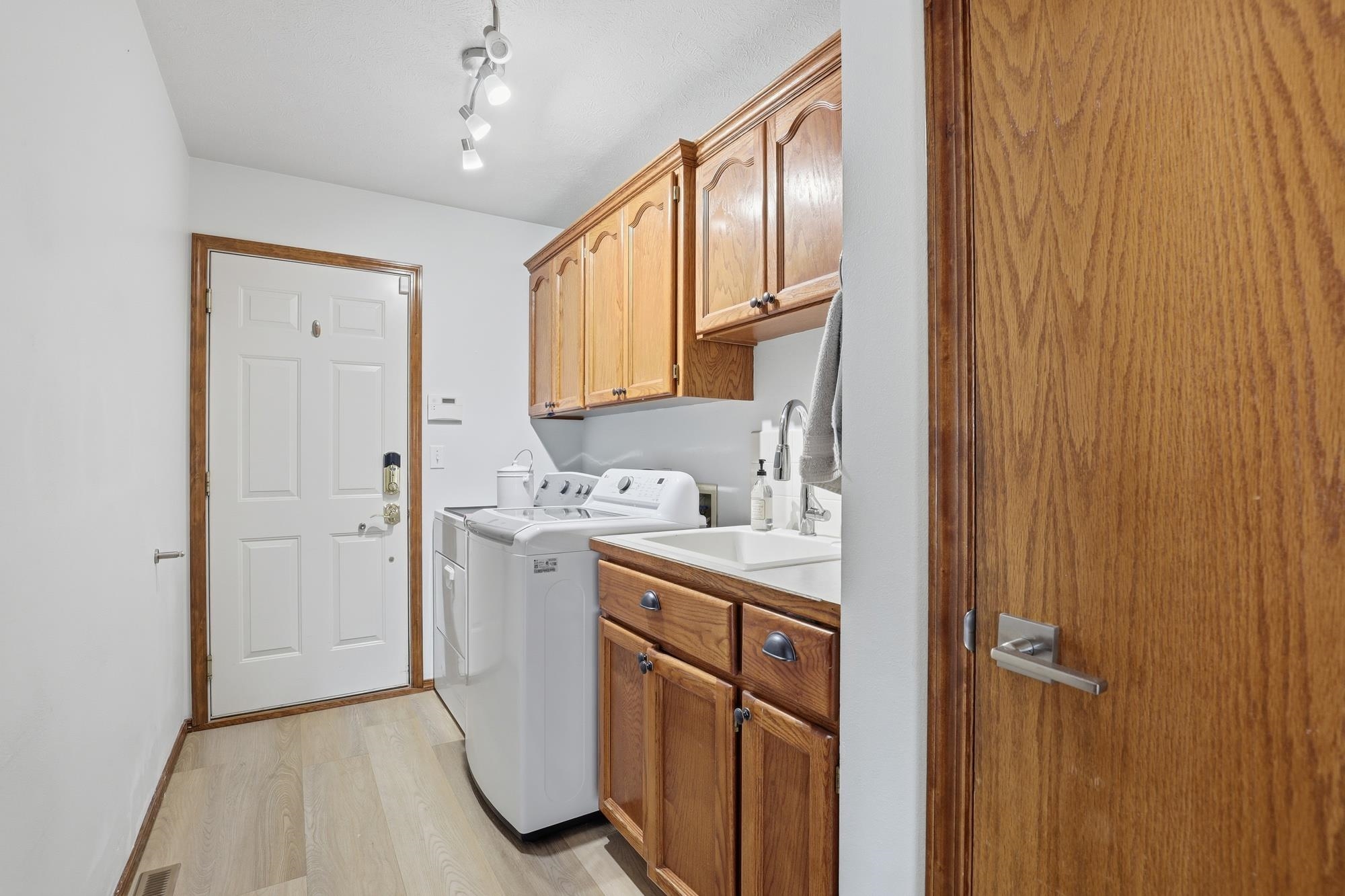 6203 West Shawnee Avenue Spokane, WA 99208 - Photo 32 of 48