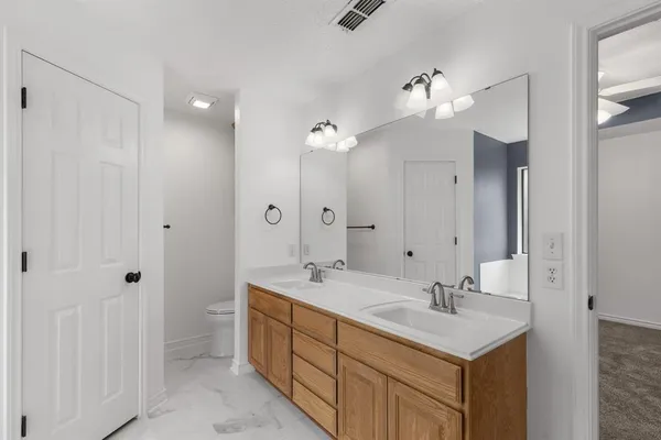 $249,900 | 26 Cherokee Trail, Iowa Park, TX 76367