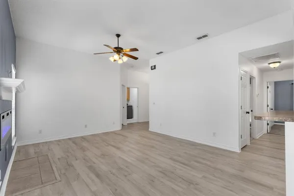 $249,900 | 26 Cherokee Trail, Iowa Park, TX 76367