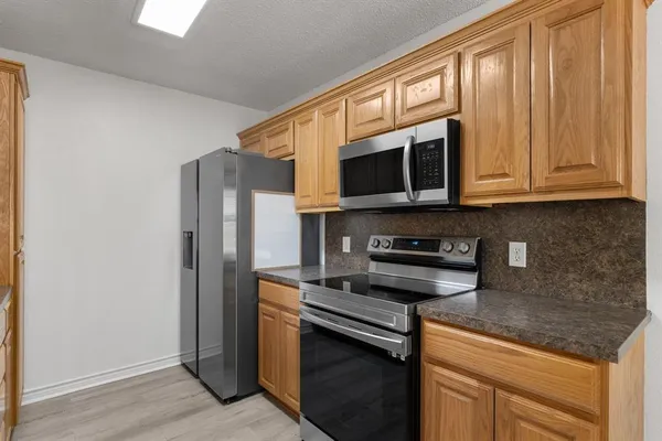 $249,900 | 26 Cherokee Trail, Iowa Park, TX 76367