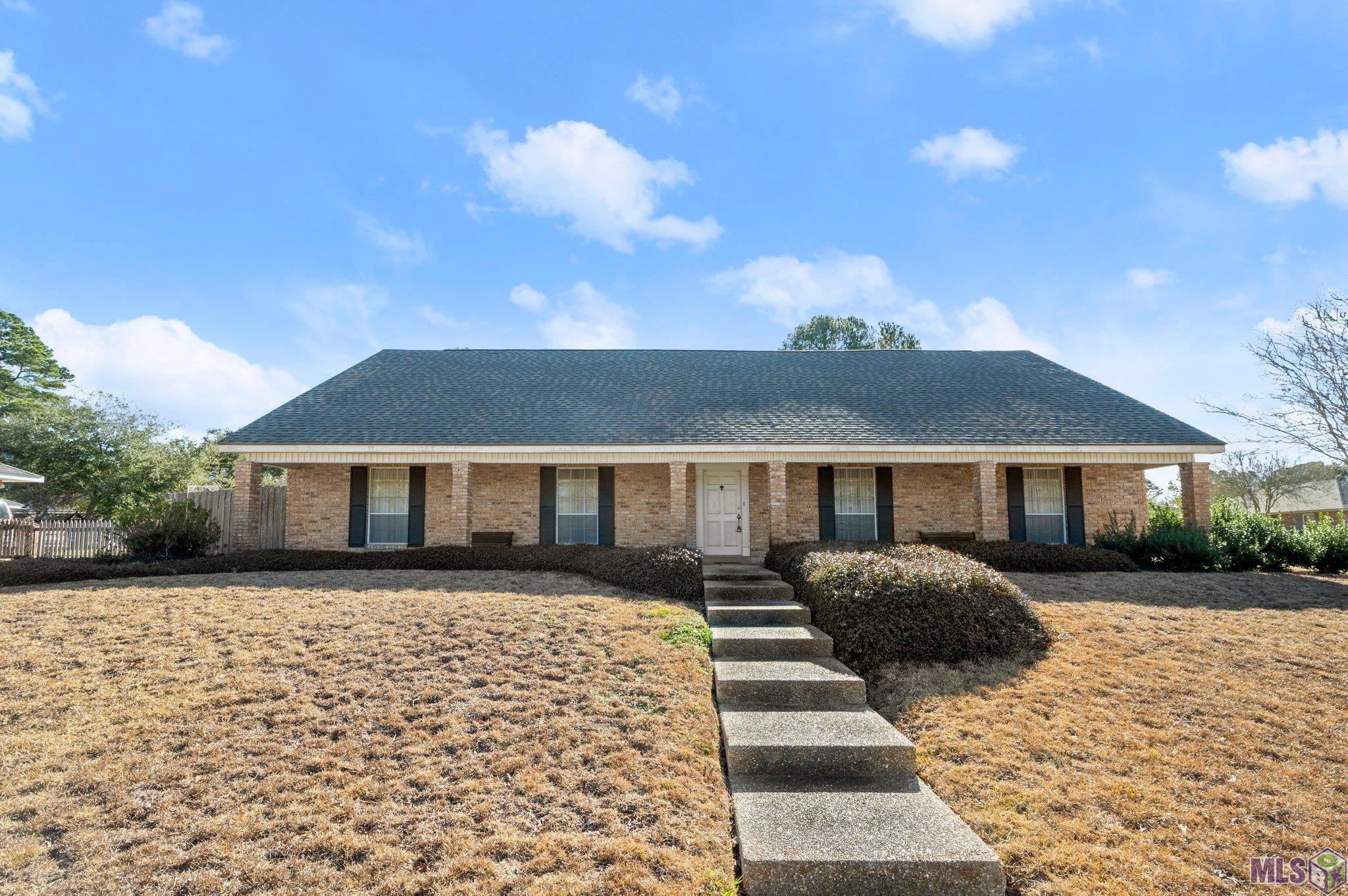 612 Barrosa Way Baton Rouge, LA 70808 - Photo 1 of 32 Gallery Image 1