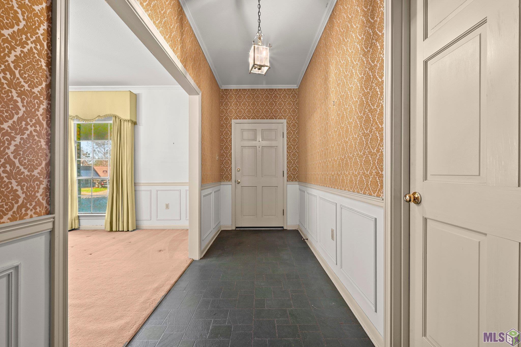 612 Barrosa Way Baton Rouge, LA 70808 - Photo 4 of 32 Gallery Image 4