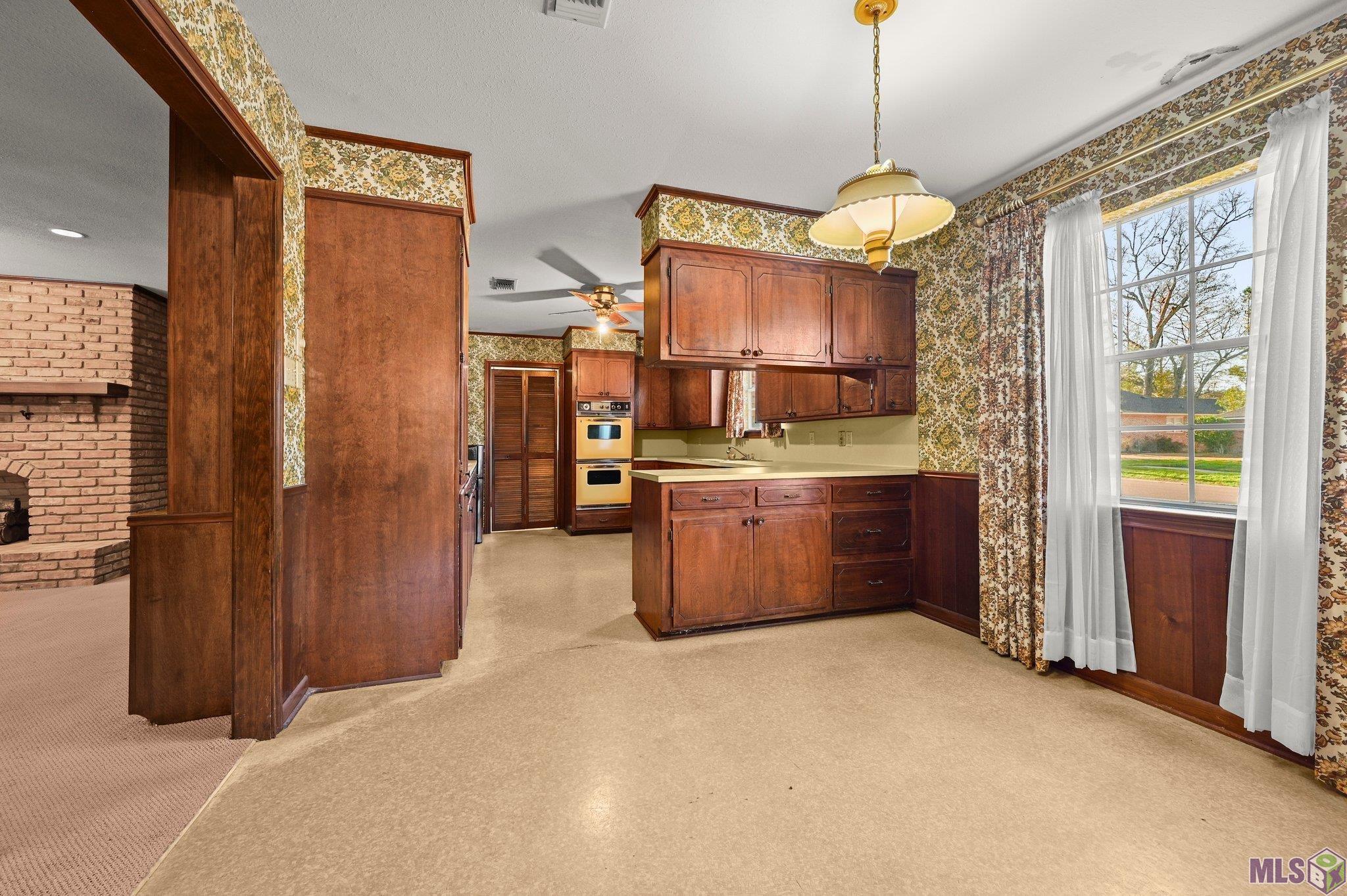 612 Barrosa Way Baton Rouge, LA 70808 - Photo 8 of 32 Gallery Image 8