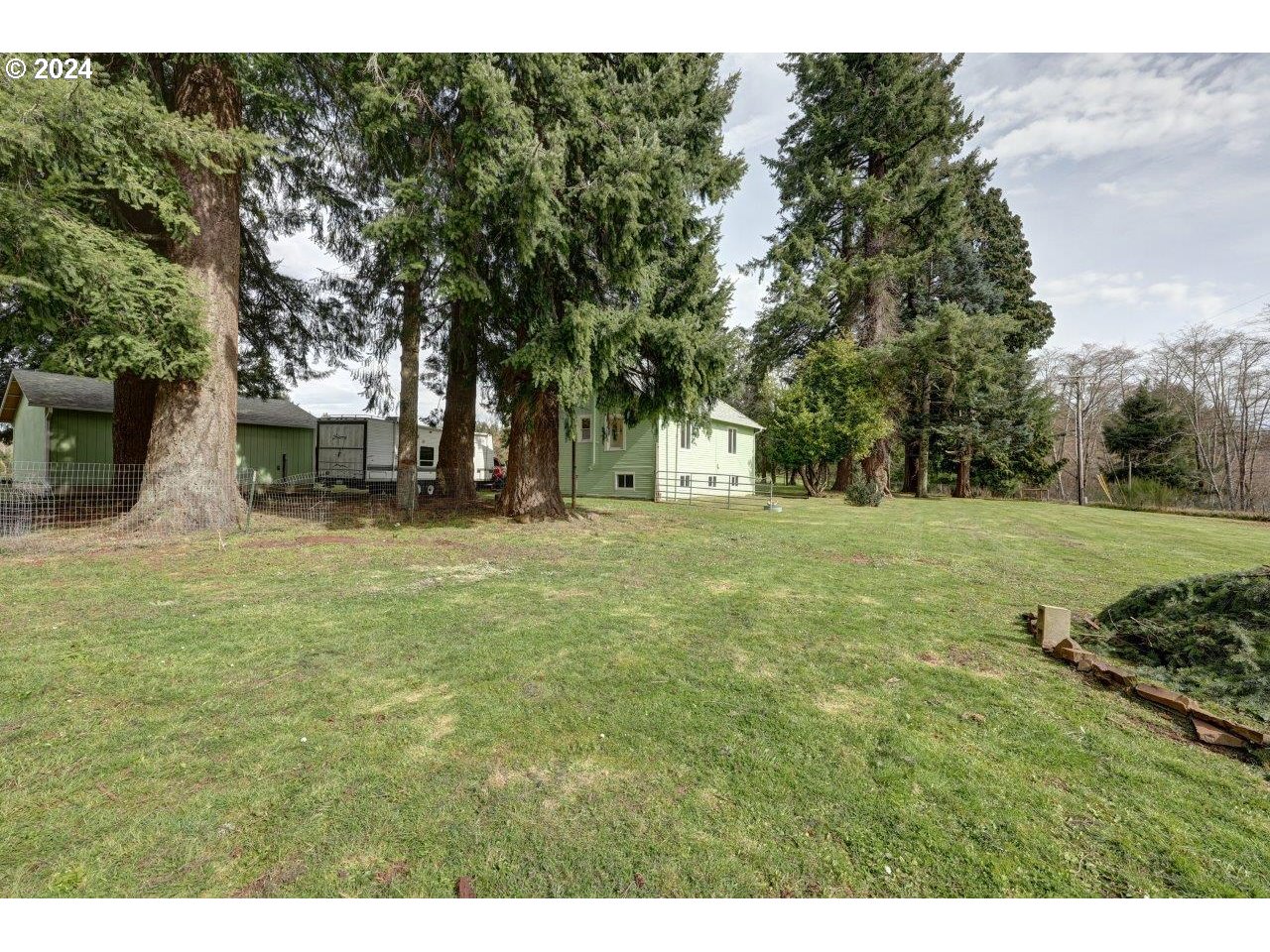 92464 Pilots Road Astoria, OR 97103 - Photo 8 of 45 Gallery Image 8