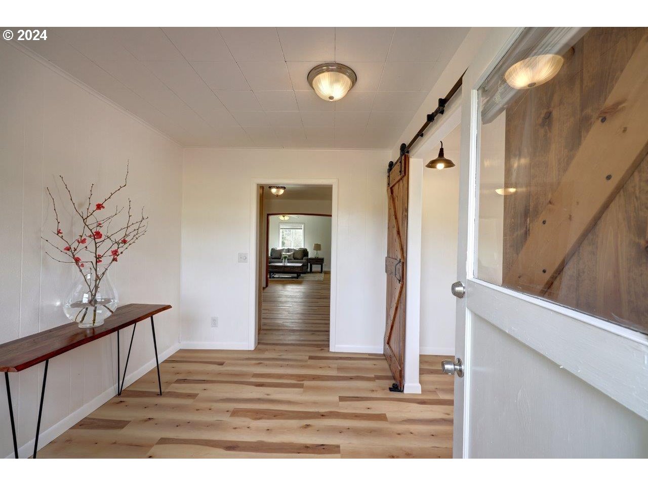 92464 Pilots Road Astoria, OR 97103 - Photo 10 of 45 Gallery Image 10