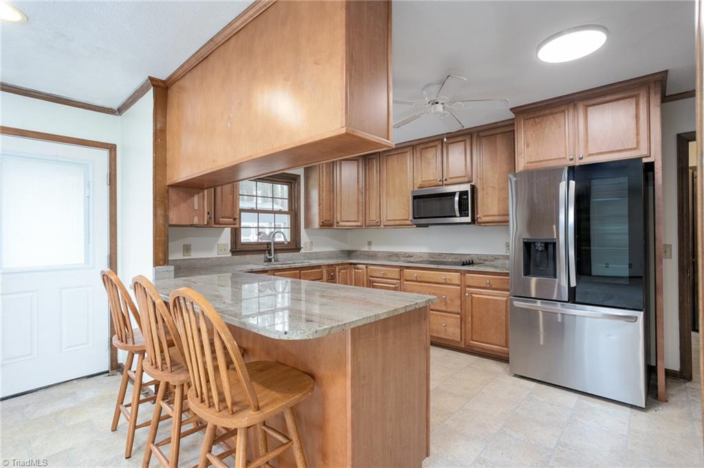 825 Whispering Wind Road Burlington, NC 27217 - Photo 13 of 40