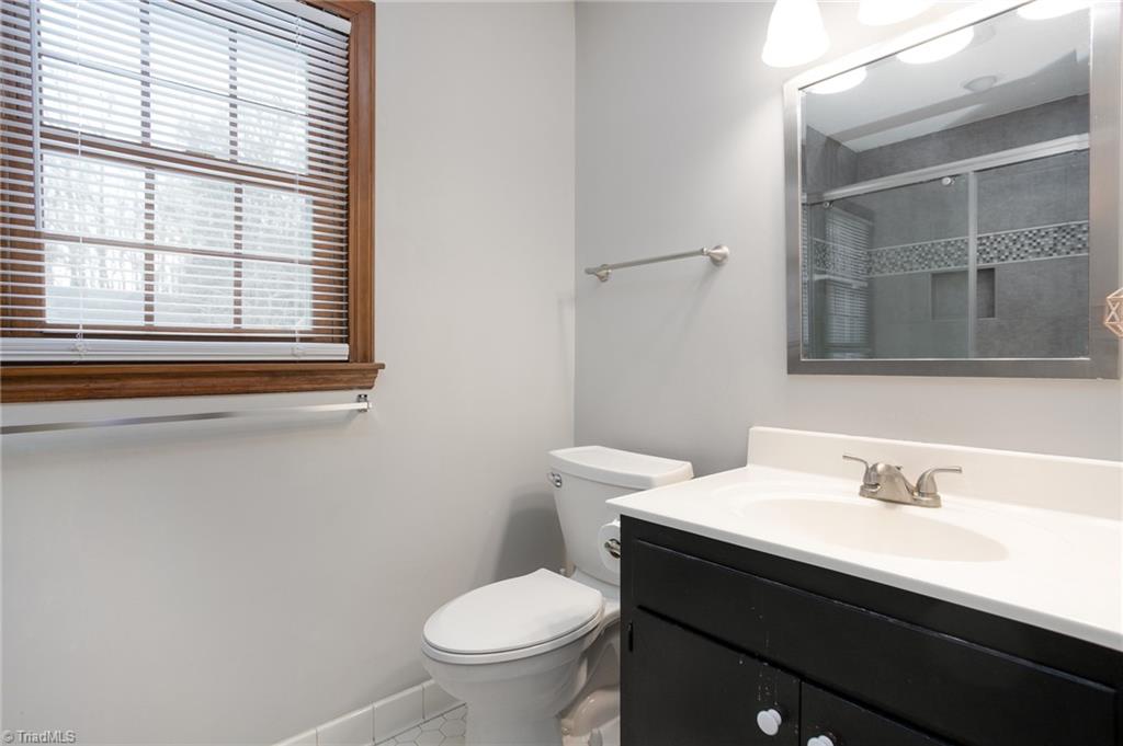 825 Whispering Wind Road Burlington, NC 27217 - Photo 31 of 40