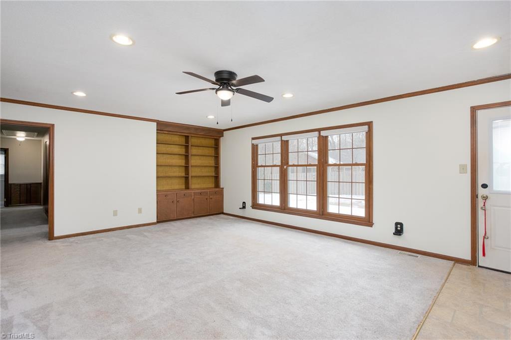 825 Whispering Wind Road Burlington, NC 27217 - Photo 9 of 40