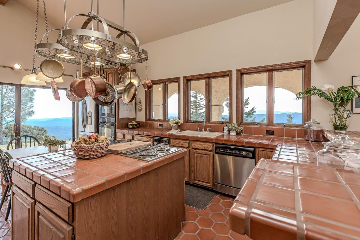 16420 Soda Springs Road Los Gatos, CA 95033 - Photo 8 of 64