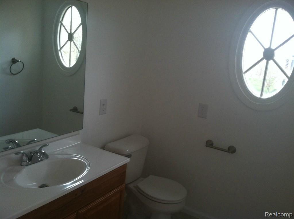 6507 Fox Hills Road Canton, MI 48187 - Photo 9 of 13 photo6.jpg