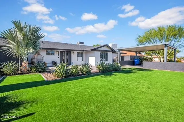 $4,695 | 10624 North 38th Street, Phoenix, AZ 85028