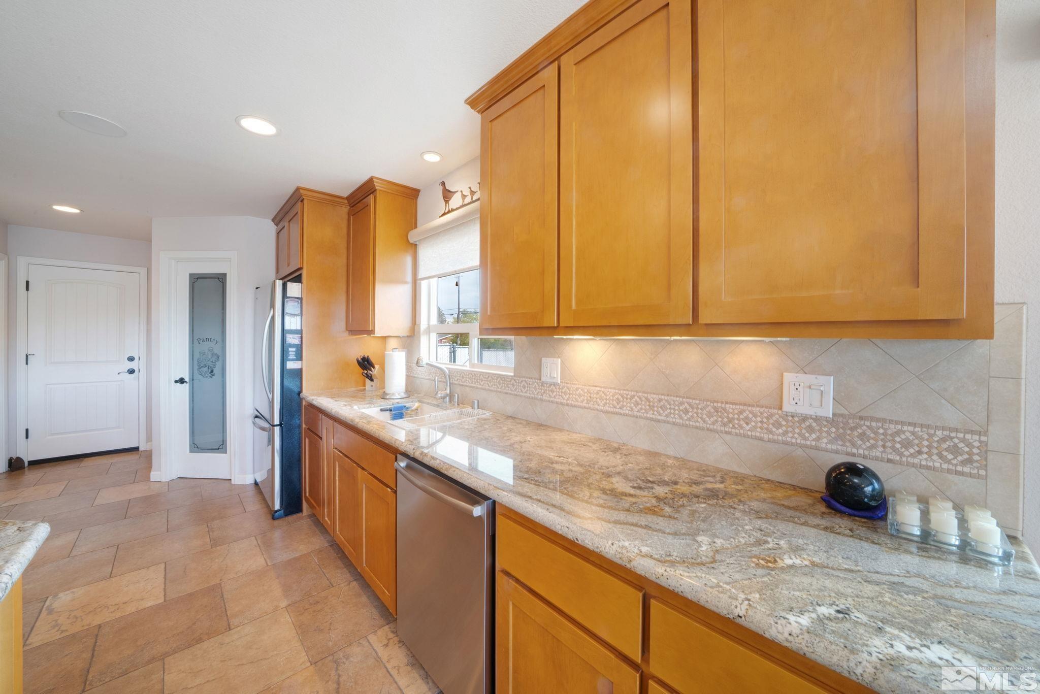 7495 Hillview Drive Reno, NV 89506 - Photo 15 of 40 Photo 15