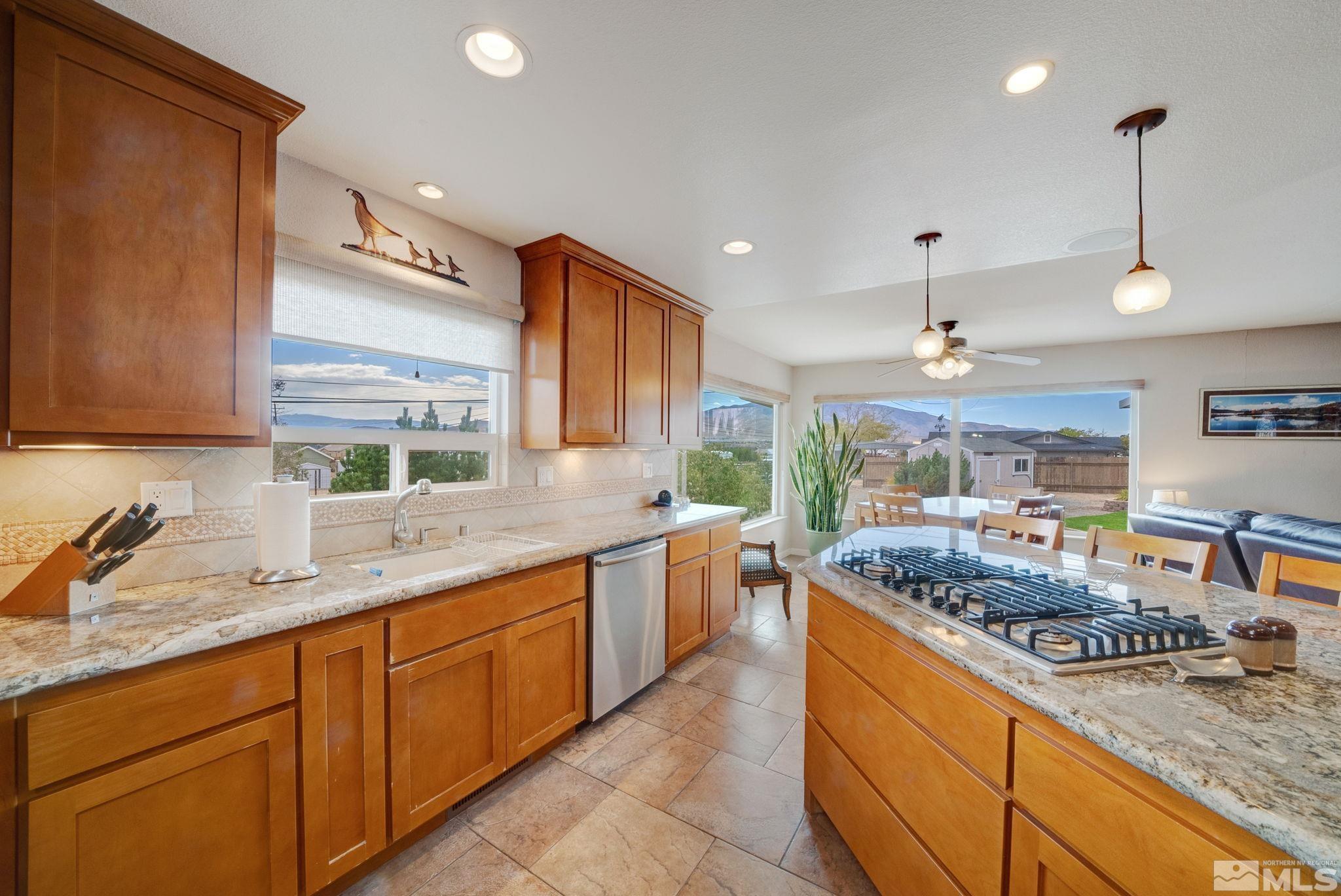 7495 Hillview Drive Reno, NV 89506 - Photo 8 of 40 Photo 8