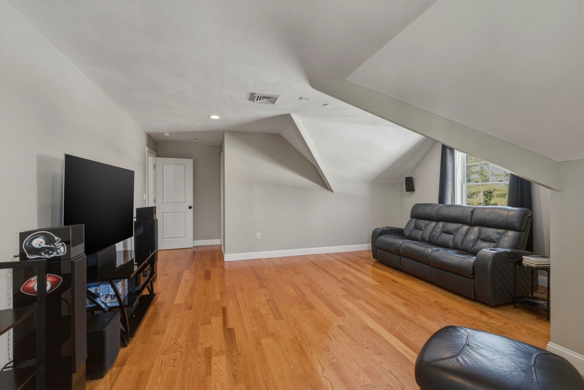 51 Lorden Road New Boston, NH 03070 - Photo 35 of 54 Gallery Image 35