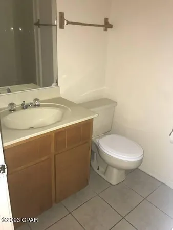 $1,900 | 230 Collinfurst Square, Panama City, FL 32404