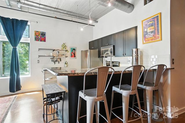 $290,000 | 626 North Graham Street, Unit 309, Charlotte, NC 28202