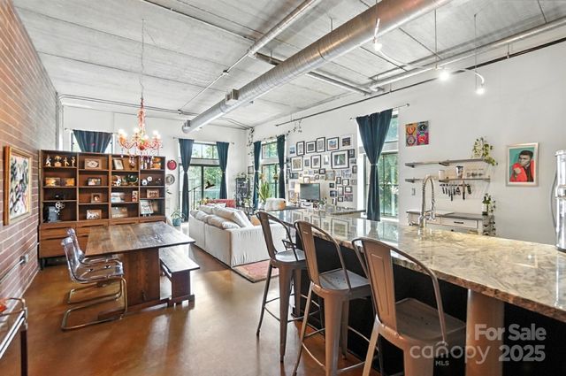 $290,000 | 626 North Graham Street, Unit 309, Charlotte, NC 28202