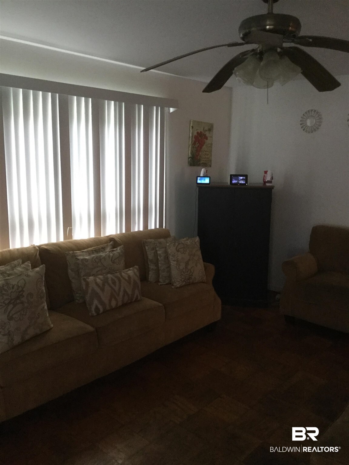 607 Masterson Avenue Chickasaw, AL 36611 - Photo 2 of 9