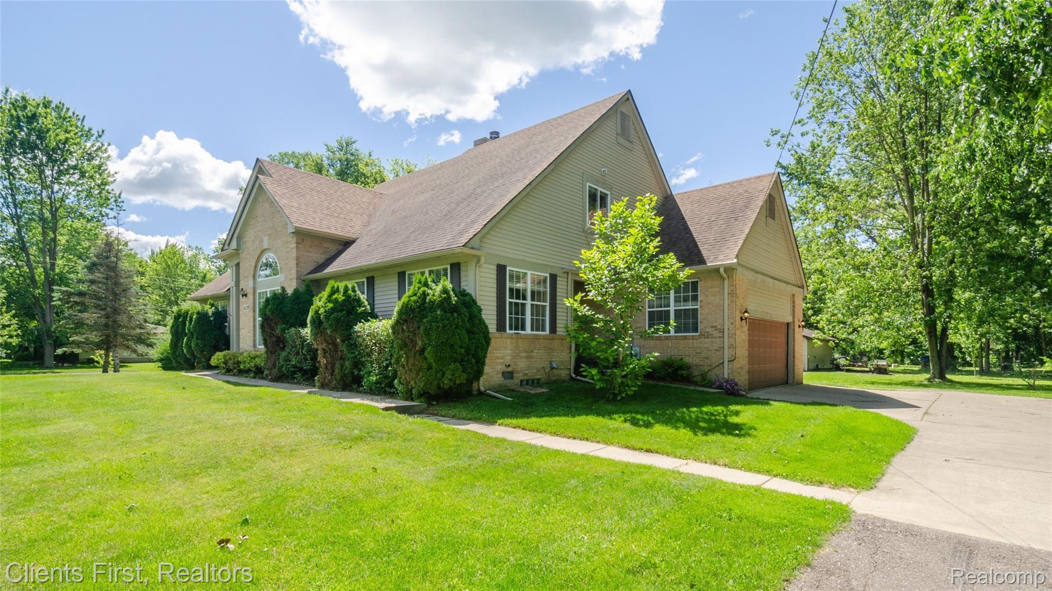 41335 Judd Road Belleville, MI 48111 - Photo 3 of 62 002_40.jpg