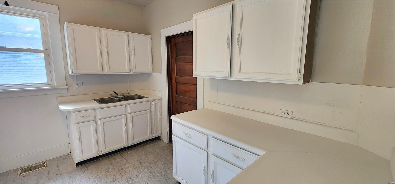 1216 Oak Street Chester, IL 62233 - Photo 14 of 42