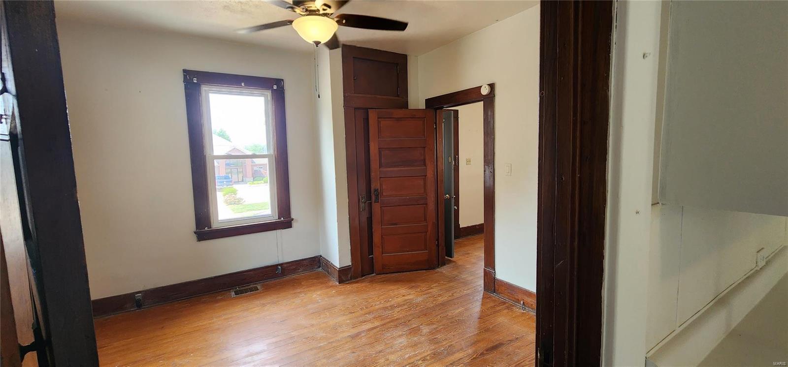 1216 Oak Street Chester, IL 62233 - Photo 4 of 42