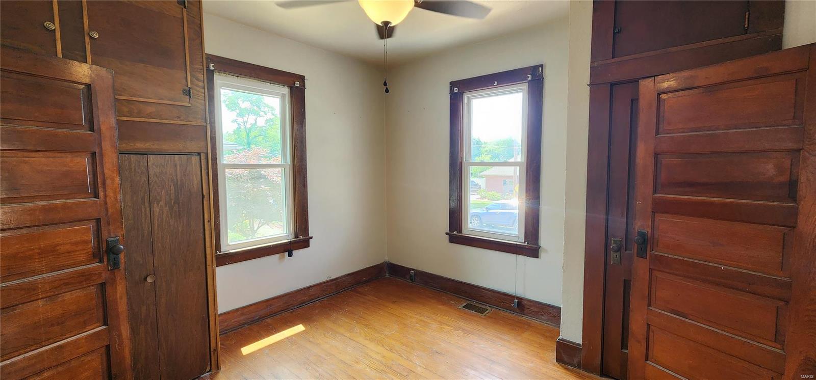 1216 Oak Street Chester, IL 62233 - Photo 5 of 42