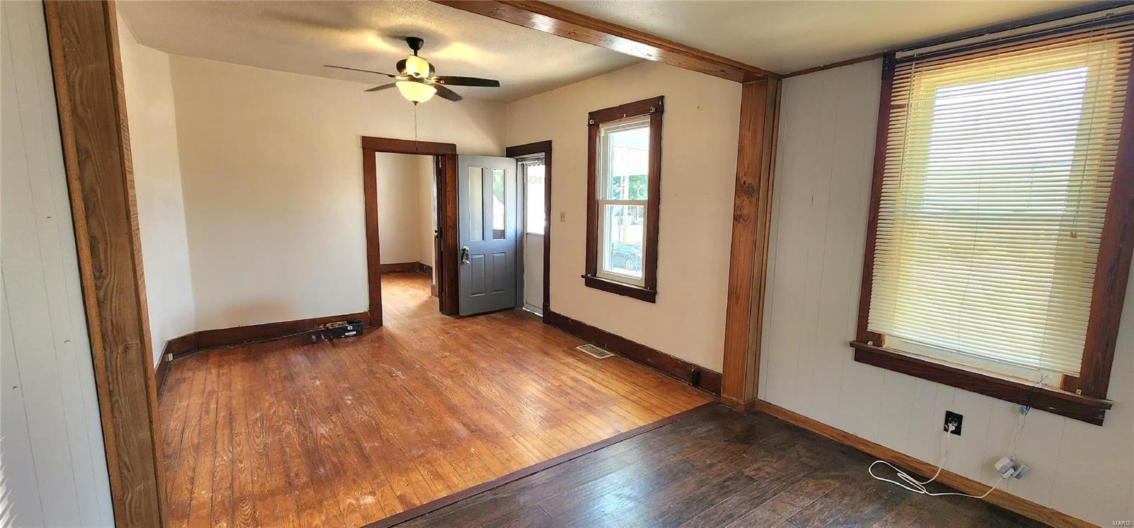 1216 Oak Street Chester, IL 62233 - Photo 9 of 42