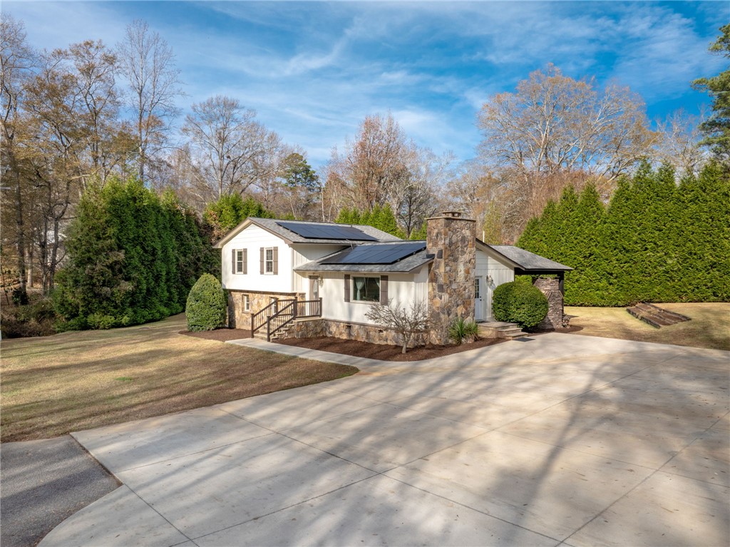 615 Spring Forest Drive Central, SC 29630 - Photo 2 of 45