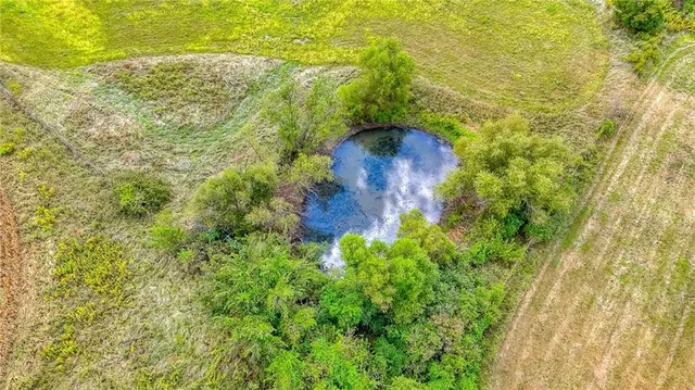 $241,000 | 935 Southwest 58th Highway, Holden, MO 64040