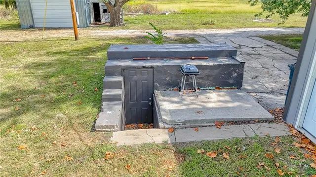 $241,000 | 935 Southwest 58th Highway, Holden, MO 64040